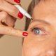 LE FEUTRE POUR LES CILS & SOURCILS